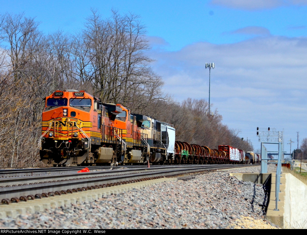 BNSF 5527